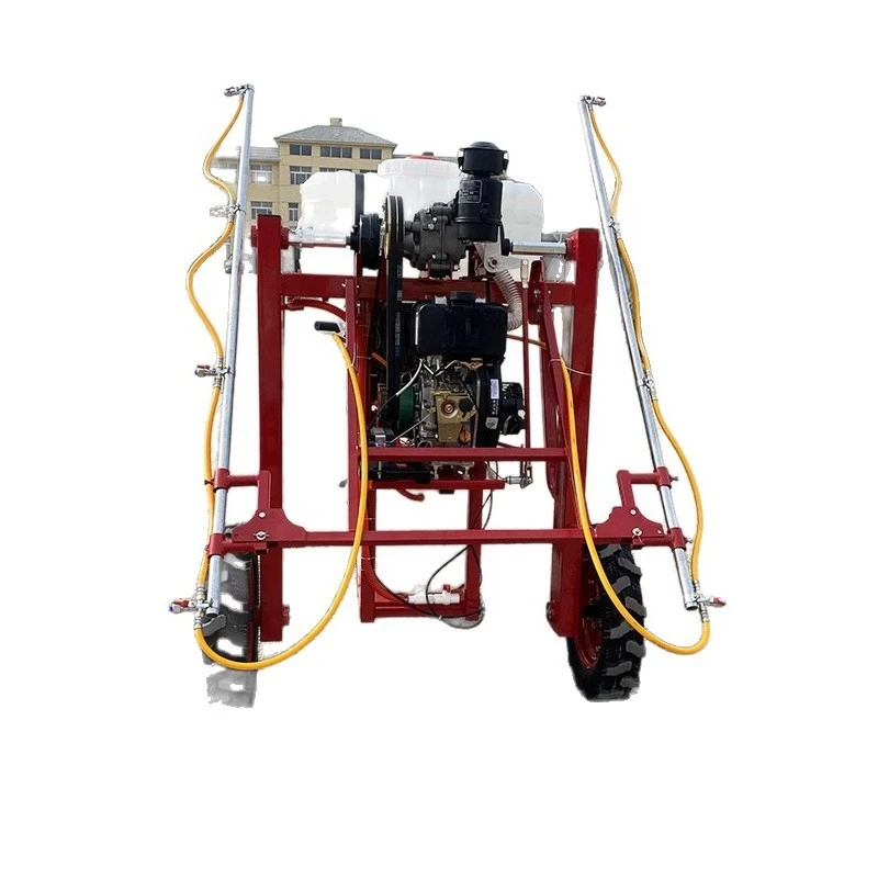 spraying and fertilization truck Car corn spraying and fertilization truck Wheeled arm spraying and fertilization truck