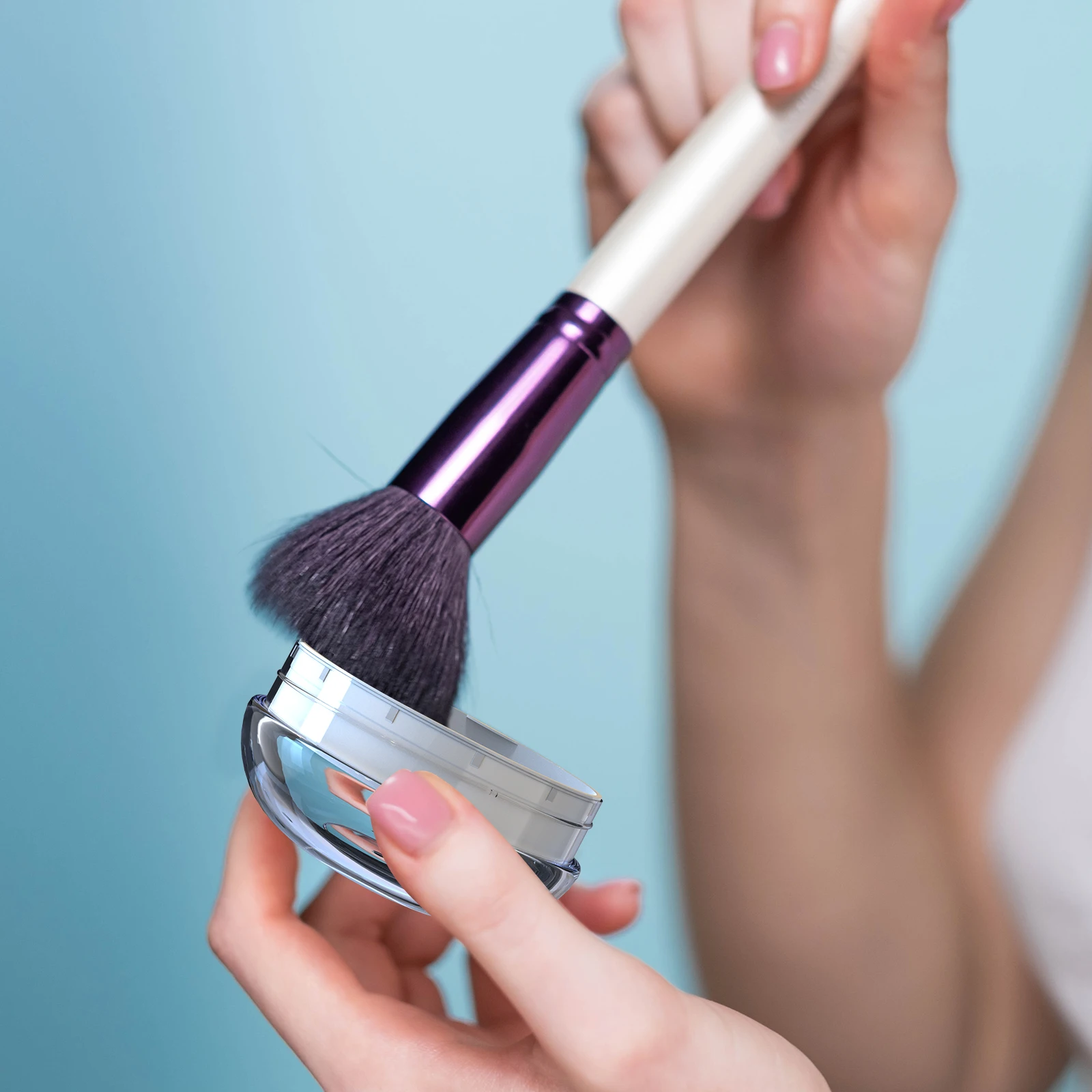 

Portable Loose Powder Container Double Layer Design With Mirror Easy To Carry Makeup Box For Foundation And More