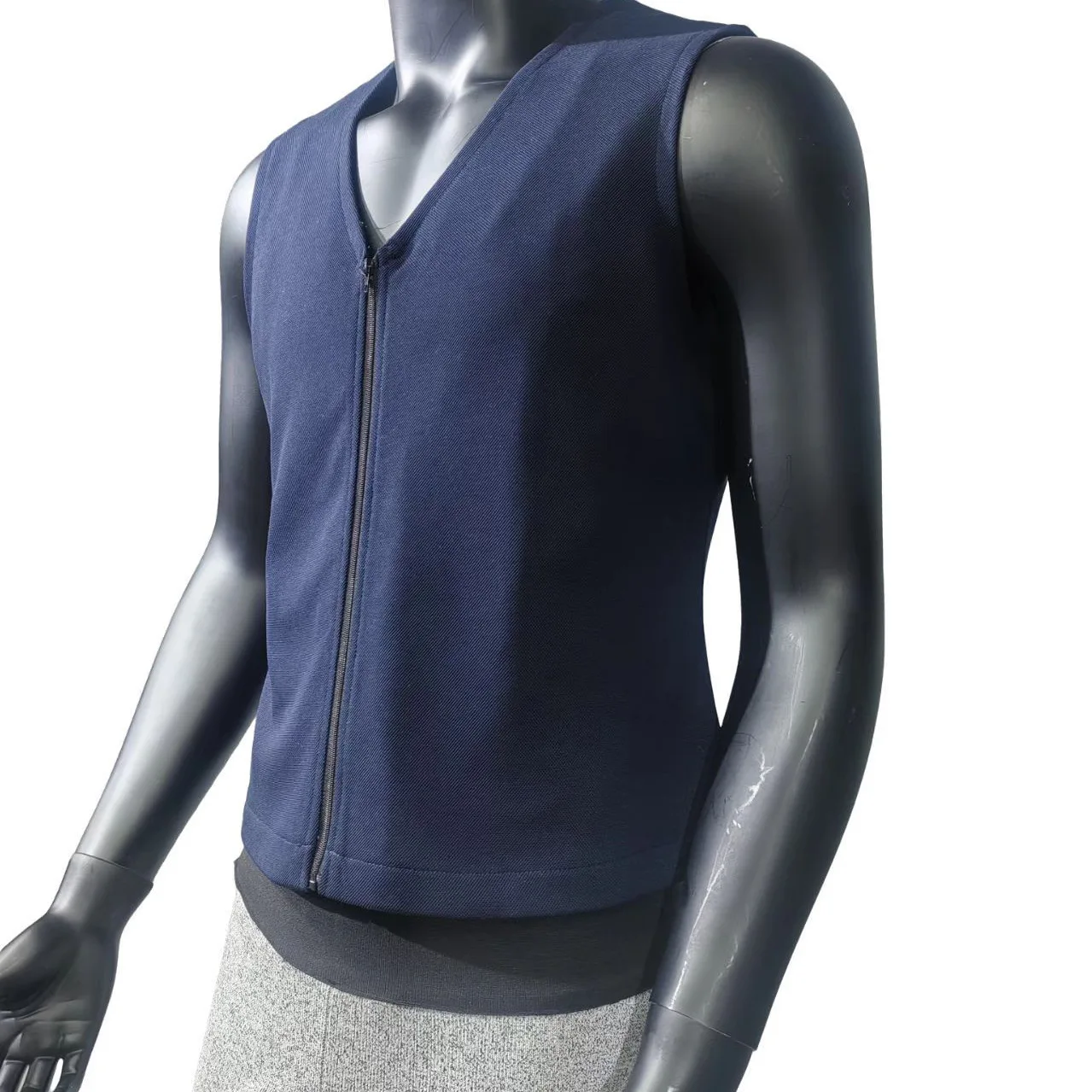

Anti-Cut Flexible Tactical Vest – Zipper Front, Wear-Resistant & Breathable, Inner Concealable Security Vest for Wholesale