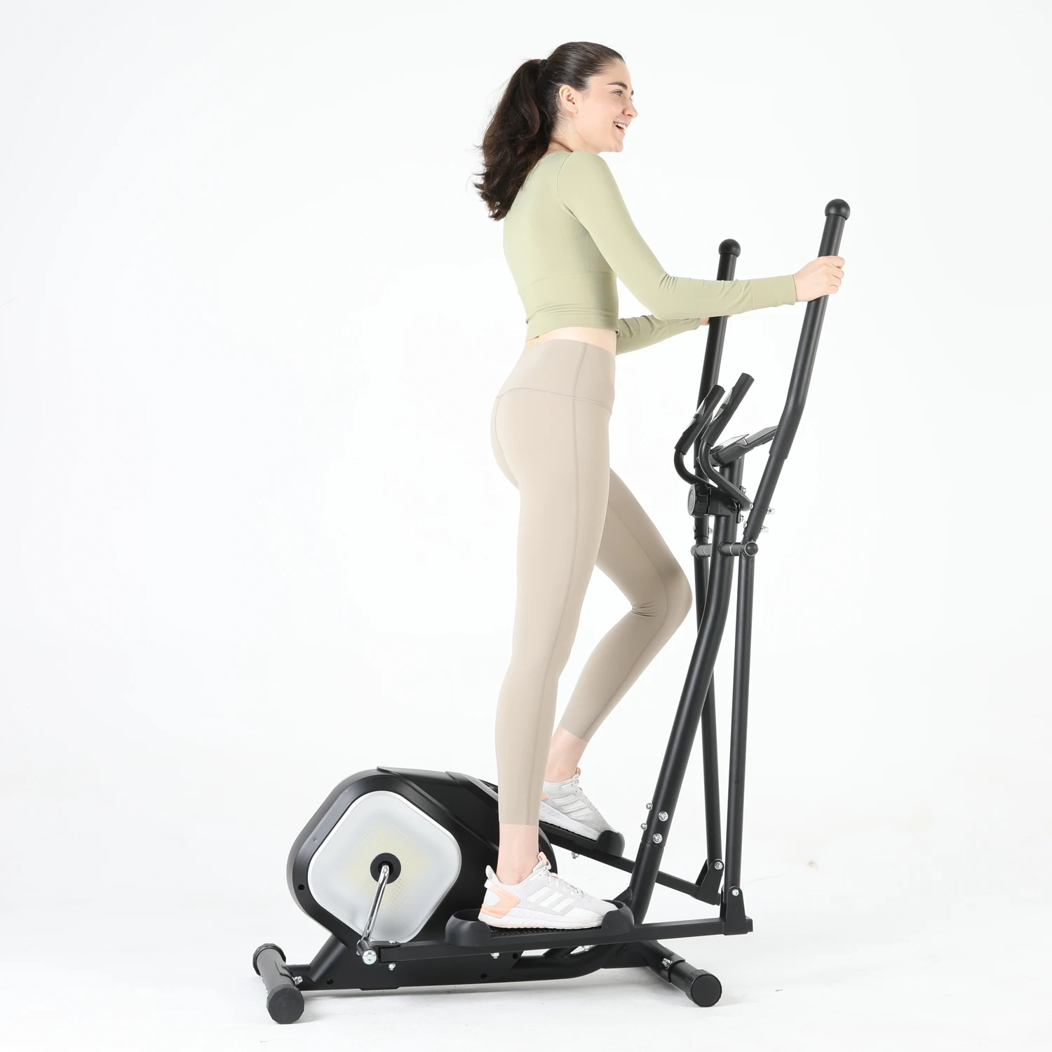 Machine elliptique d'entraîneur de croix de Chine de vélo d'entraîneur elliptique magnétique à la maison professionnelle à vendre nouvellement