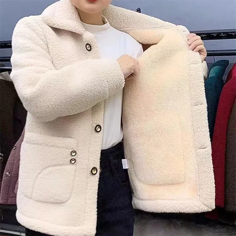 Winter Thick Fleece Single Breasted Lamb Fur Women's Coat Mom Wear Lapel Pocket Imitation Fur Warm Casual Jacket Female