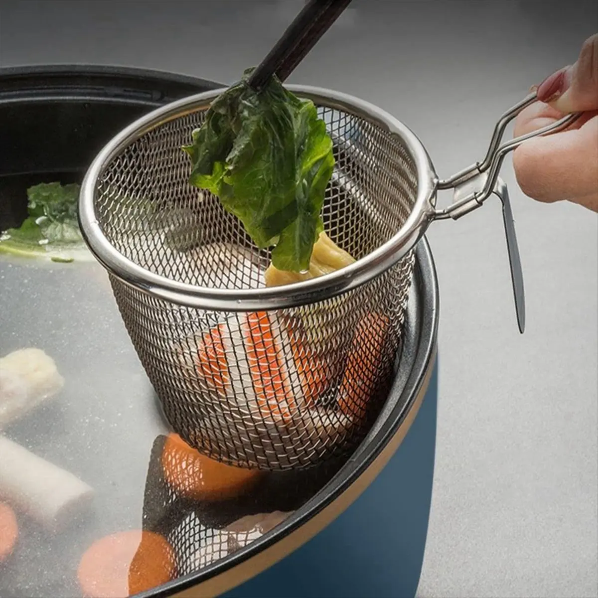 HITL 2Pcs Stainless Steel Colander Strainer Basket Food Kitchen Colander Baskets Hot Pot Frying Strainers Serving Noodle, L
