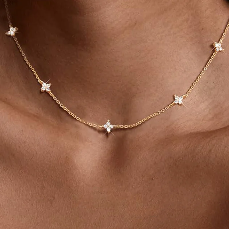 

1pcDainty Lucky Leaf Necklace for WomenTrendy Plating Cute White CZ Flowers Pendant Choker Necklaces