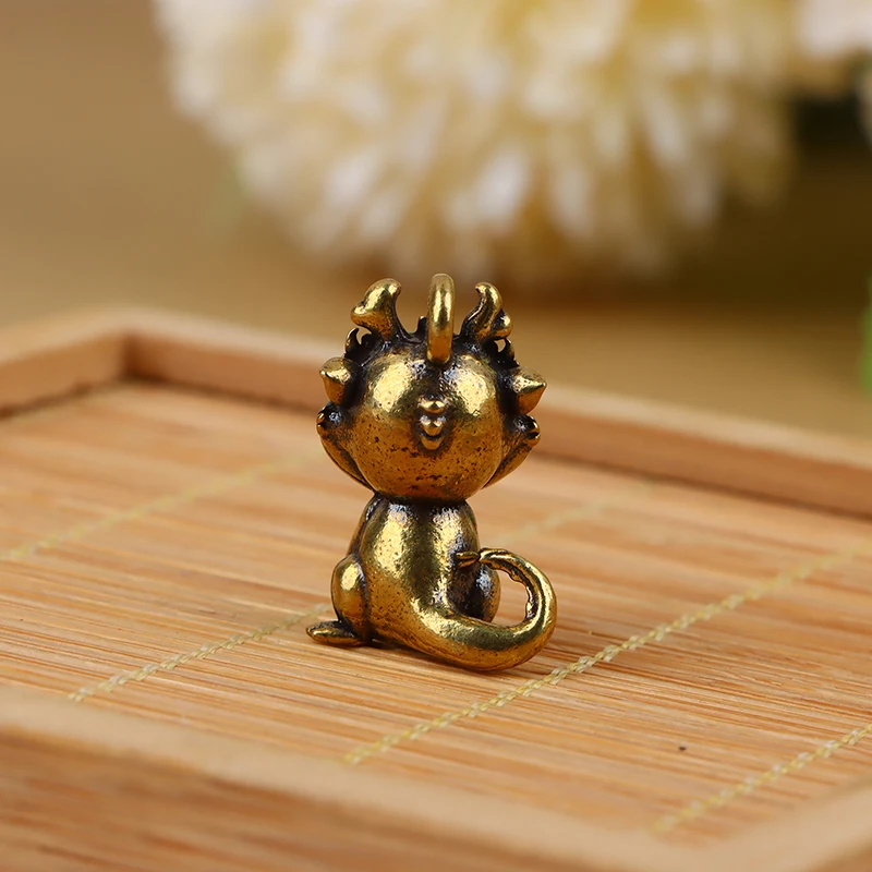 1Pc Vintage Chinese Beast Zodiac Dragon Figurines Car Key Chain Pendants Brass Animal Keychain Hanging Jewelry Keyrings