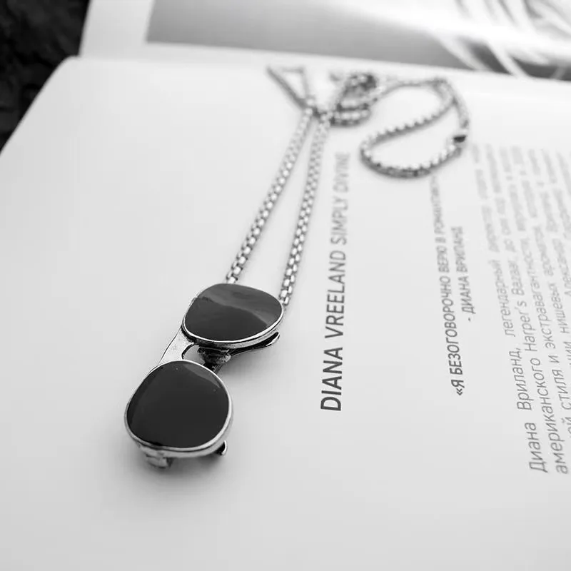 Sun sunglasses necklace ins titanium steel personalized decoration European and American simple sweater chain trend
