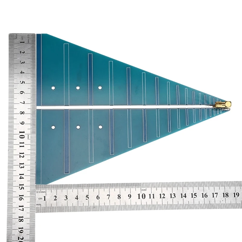 Broadband Broadband Antenna Board Mobile Communication Low-Power Directional Antenna UWB Wifi Antenna Board 800M-6G