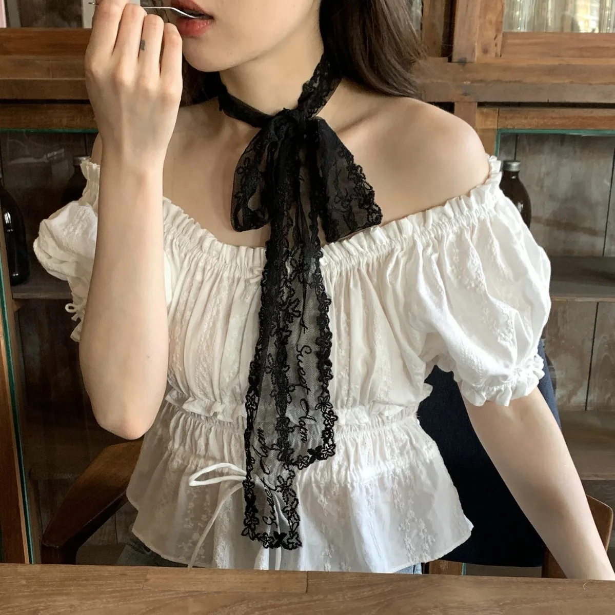 

2025 Pure Color New Women's Lace Hair Band Scarf Soft Long Sweet Designer Model Trendy Artistic Ribbon Girl Headband Scarf