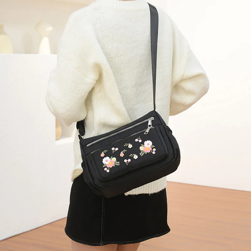 New Arrival Casual Waterproof Oxford Shoulder Bags For Women Mother Crossbody Embroidered Handbag Purse Female Messenger Bag