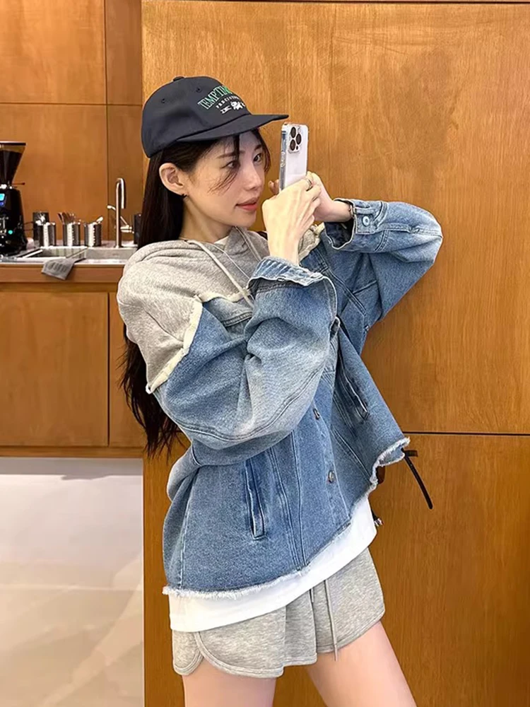 Felpe con cappuccio alla moda in stile coreano Giacca di jeans dal design di giunture Streetwear Giacca di jeans monopetto unica e di nicchia da donna