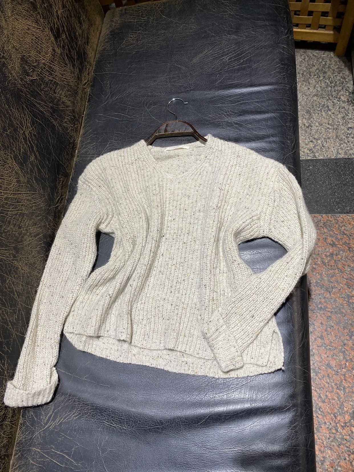 

Warm Soft ort round Ne Chunky Knit Sweater 30 Wool Content Mixed Color Overhead Knitted Woolen Top for Women