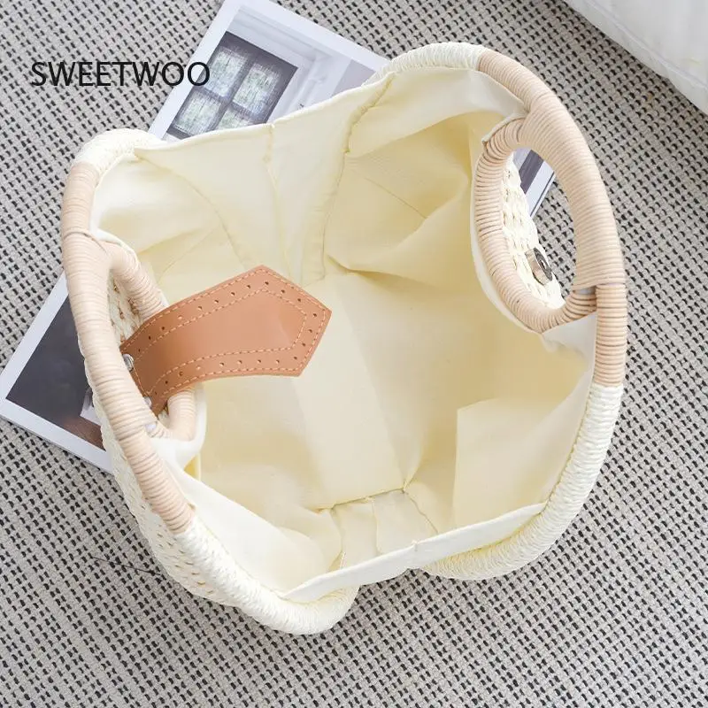 2023 Summer Shell Handbags Personality Cute Rattan Bag Casual Small Round Tote Woven Female Fashion Beach Bag For Holiday