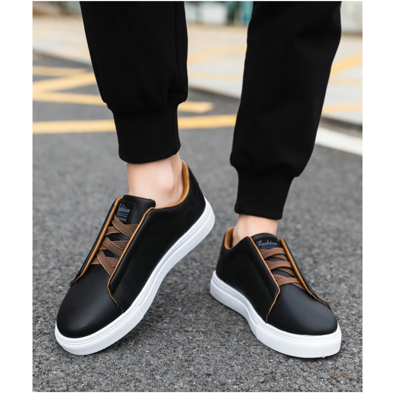 Men's Casual Leather Shoes Summer Plus Size Comfortable Lightweight Sneakers Trendy Flat Bottom Non-slip Men's Skateboard Shoes