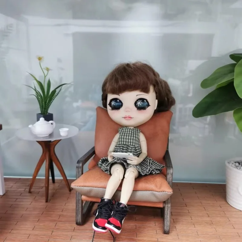 1/6 Miniature Furniture Retro Leisure Chair Model Dollhouse Accessories Bjd Blyth Soldier Lol dolls Sofa Scene Photo Props Decor