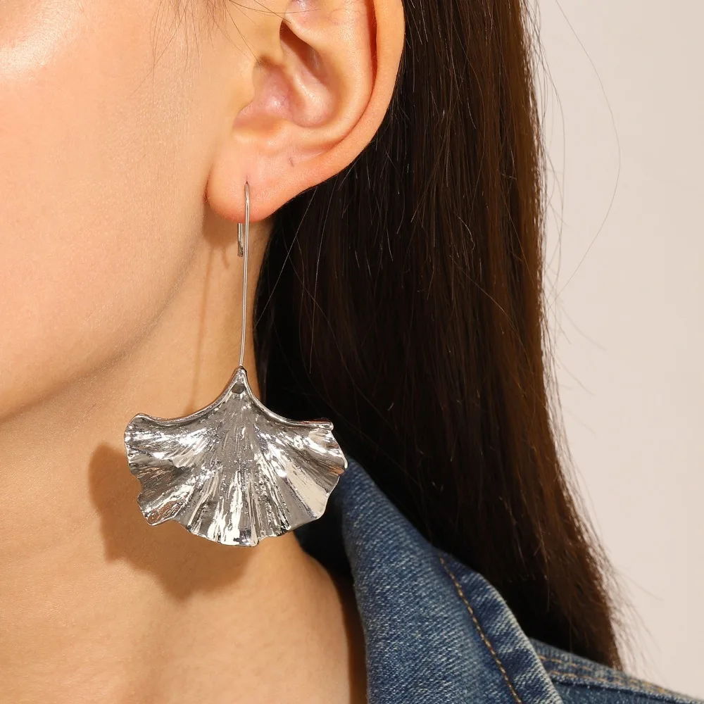Exaggerated Personality Irregularity Metal Texture Gold Color Ginkgo leaf Texture long Dangle Earrings for Women Jewelry Gift