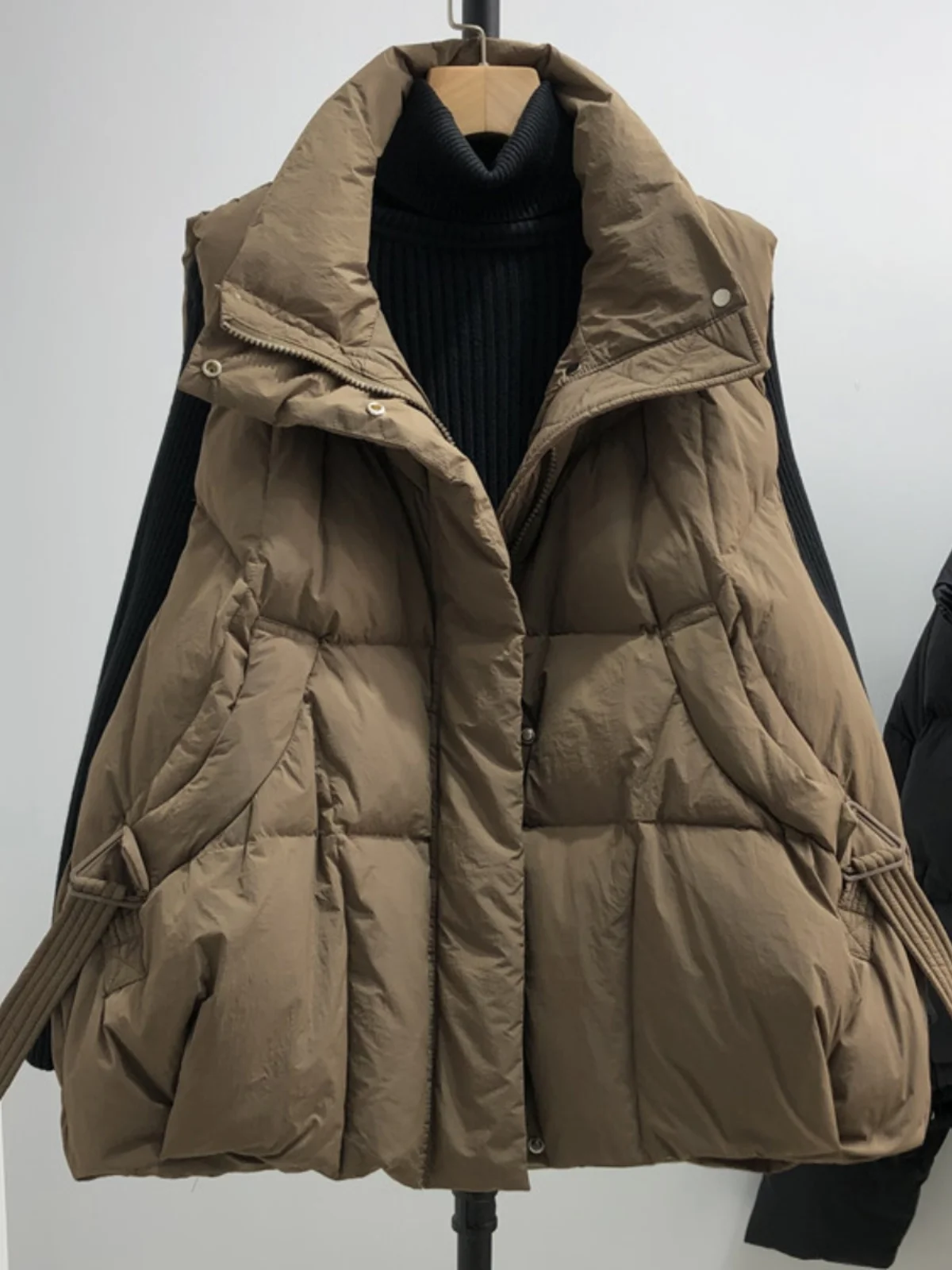 

Утепленный женский жилет свободного кроя, модный, для похудения, осенняя новинка, стеганая куртка-жилет