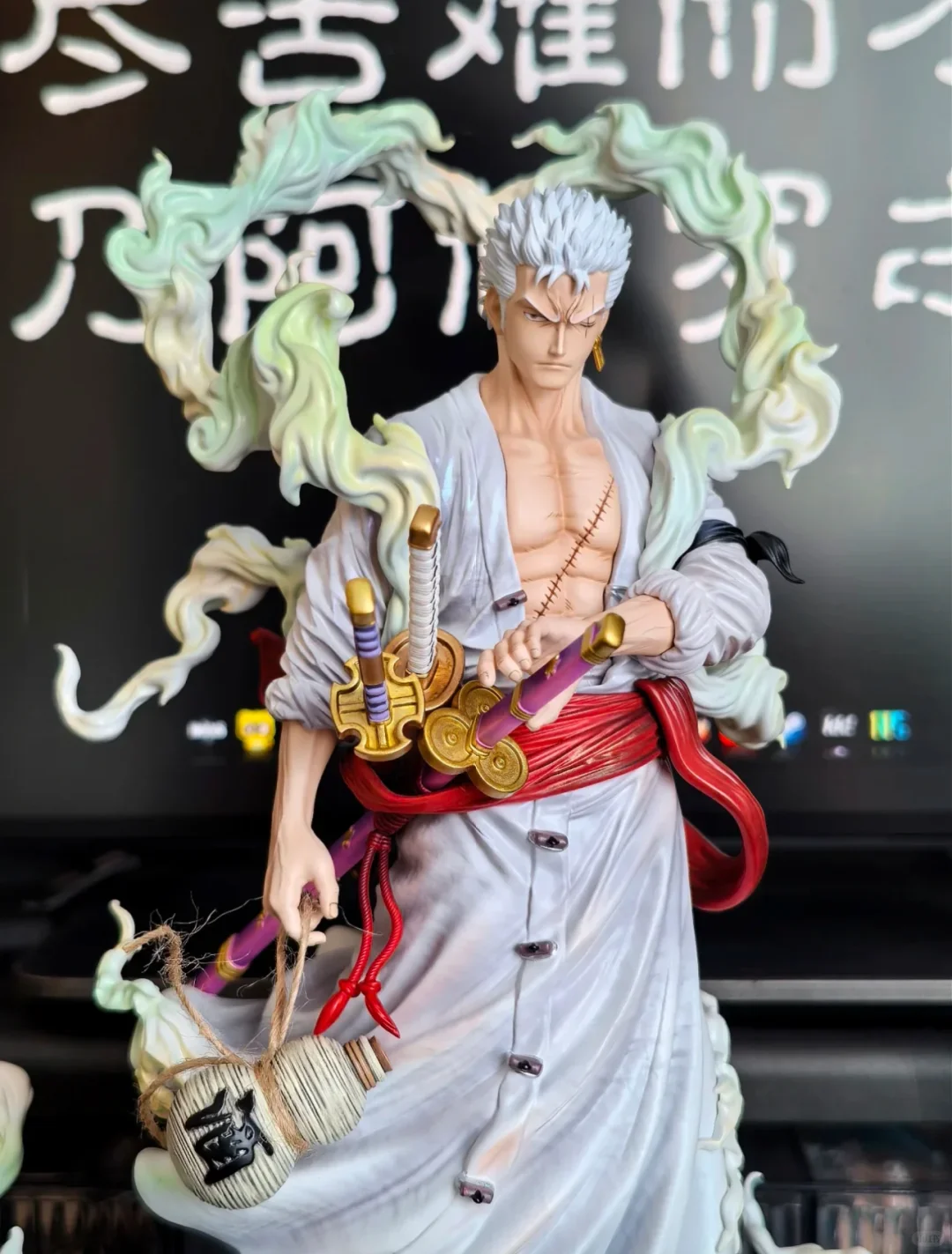 

Фигурка Ника Ророноа Зоро с двумя головами, статуэтка из аниме, украшение для рабочего стола, коллекционная, модная игрушка, подарок для фанатов на праздник