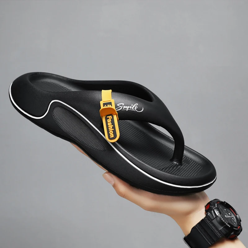 Новые мужские тапочки, шлепанцы, домашние и уличные пляжные сандалии, шлепанцы с очень мягкой подошвой, нескользящие мужские тапочки на толстой подошве