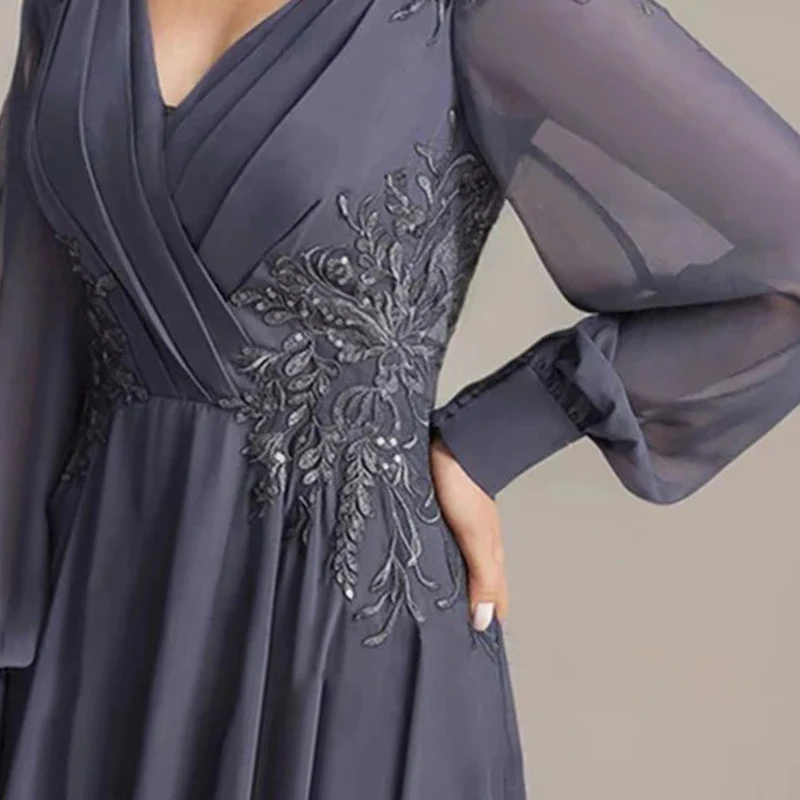 Elegant V-Neck Evening Dress with Lace Appliques Mother of Bride Dresses Long Sleeve Chiffon Formal Gown for Wedding Party Dress