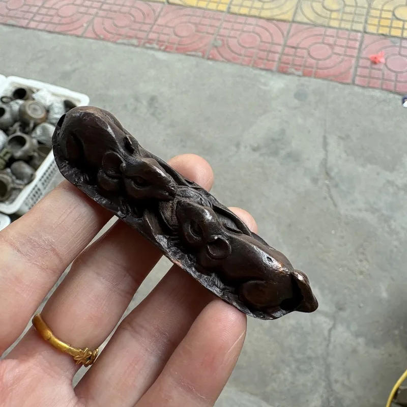 Handicraft Money Rat with Antique Finish, Carved Ornament for Home Decoration, Exquisitely Crafted