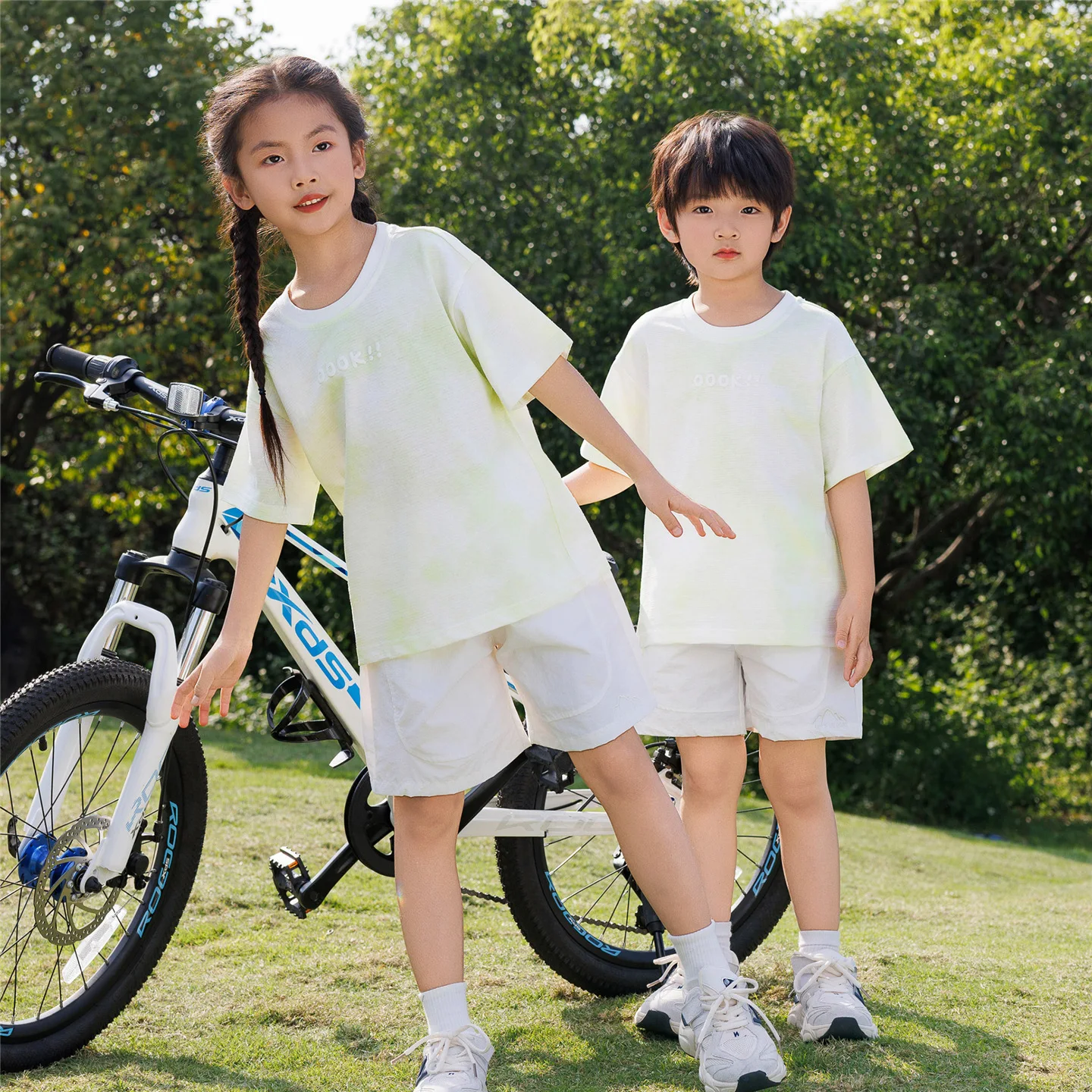2026 Summer Family Matching Outfits Tie-Dye T-Shirt Quick Dry Shorts Set Casual Outdoor Breathable Family Wear for Mom Dad Kids
