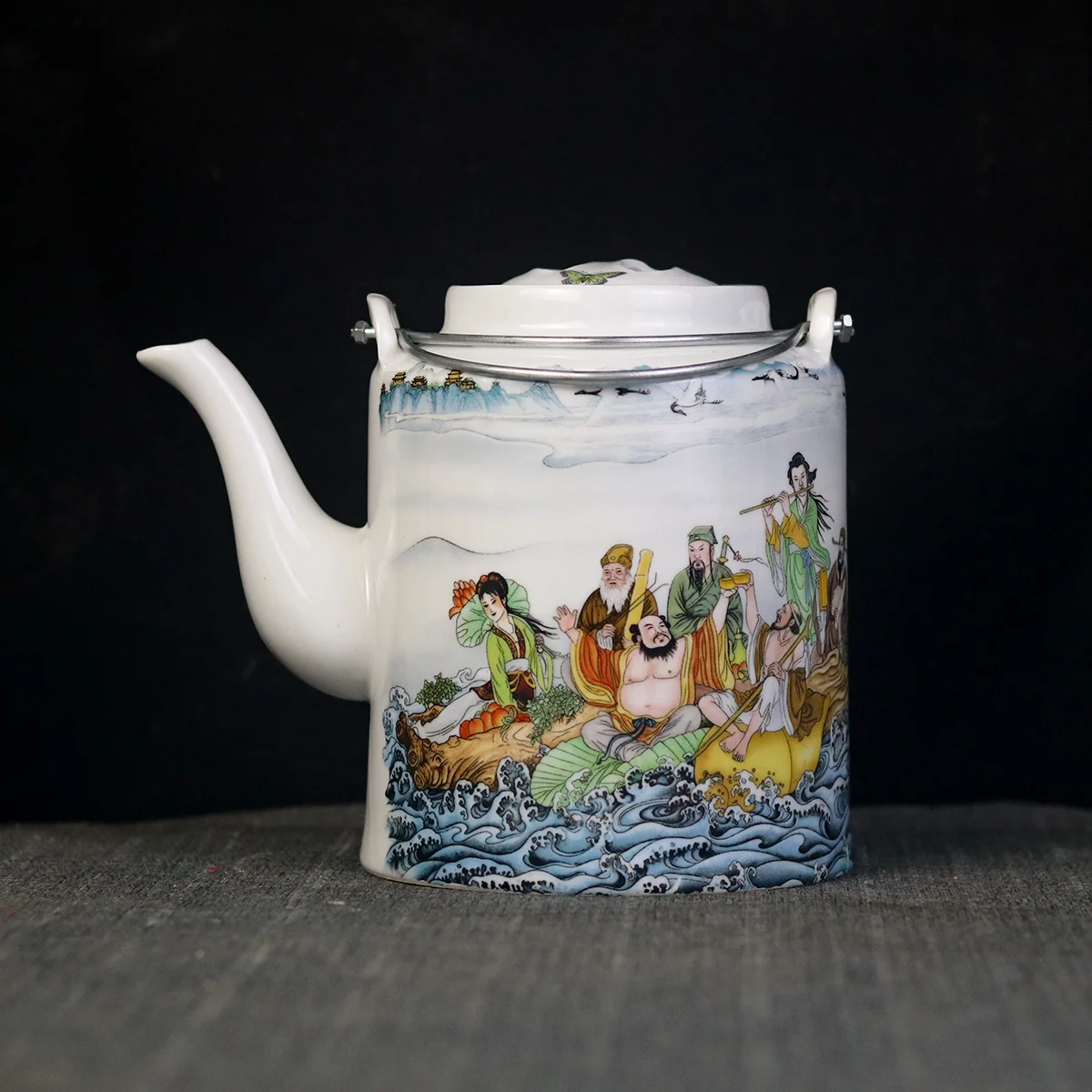 

Chinese Collection Jingdezhen Pink Eight Immortals Crossing the Sea Teapot Home Desktop Decoration