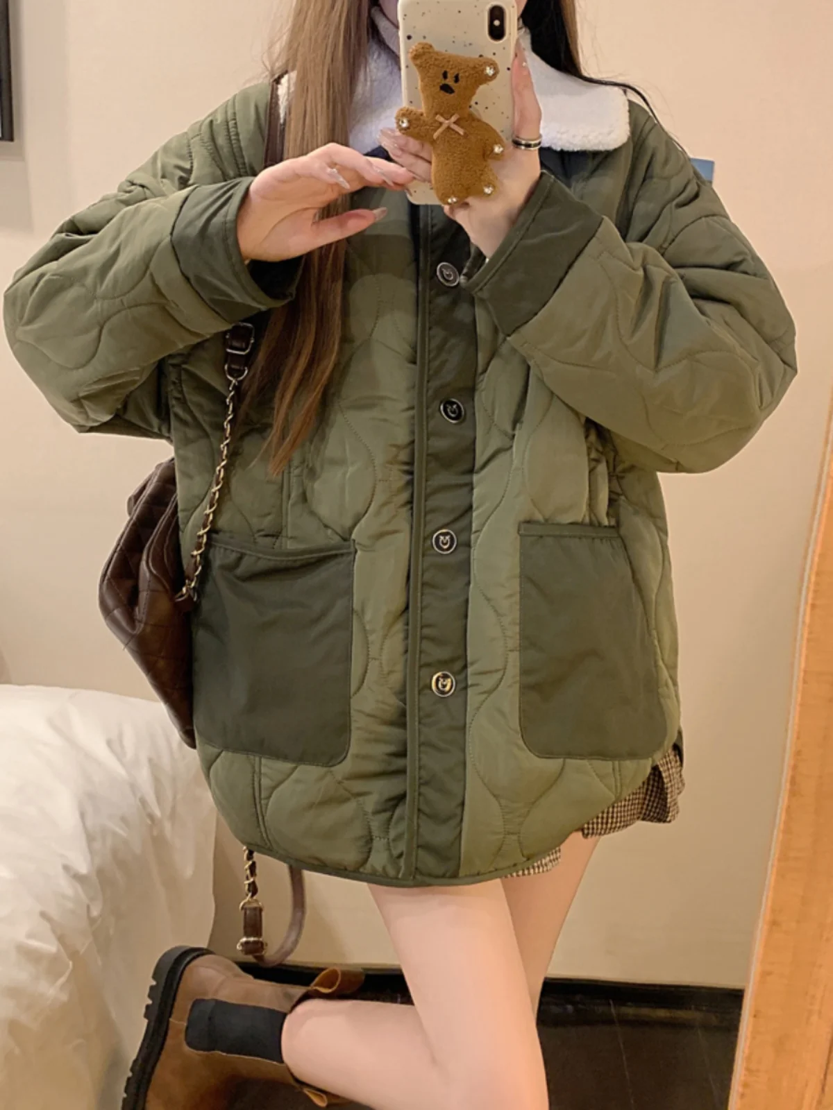 

Женская утепленная стеганая куртка свободного кроя с воротником из овечьей шерсти, теплая зимняя верхняя одежда с длинными рукавами