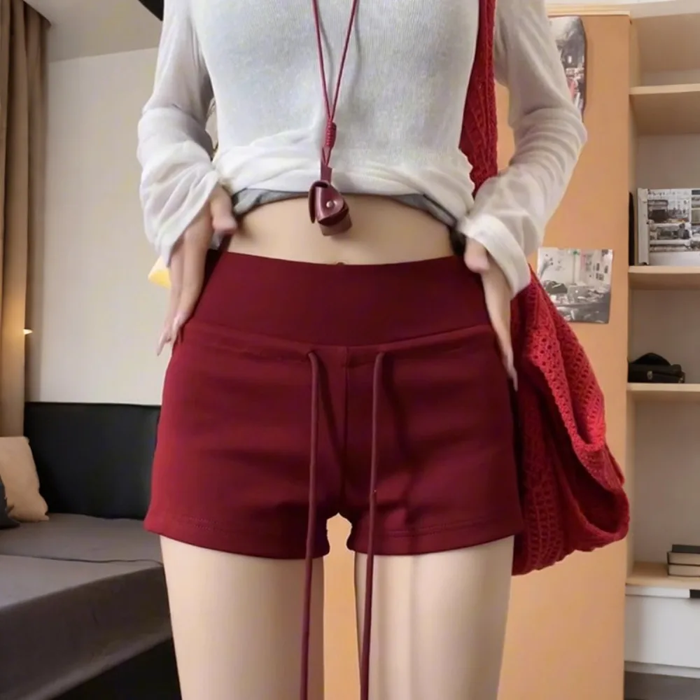 

Fanceey Red Spicy Girl Повседневные спортивные шорты для женщин Летние новые узкие шорты для йоги на шнурке с запахом бедра для похудения с высокой талией