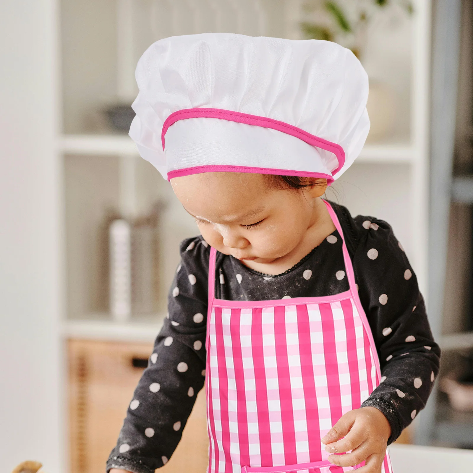 女の子向けキッズベーキングキット1セット カラフルシェフエプロン付き 調理器具 子供用キッチンセット 知育ベーキングパーティーの記念品