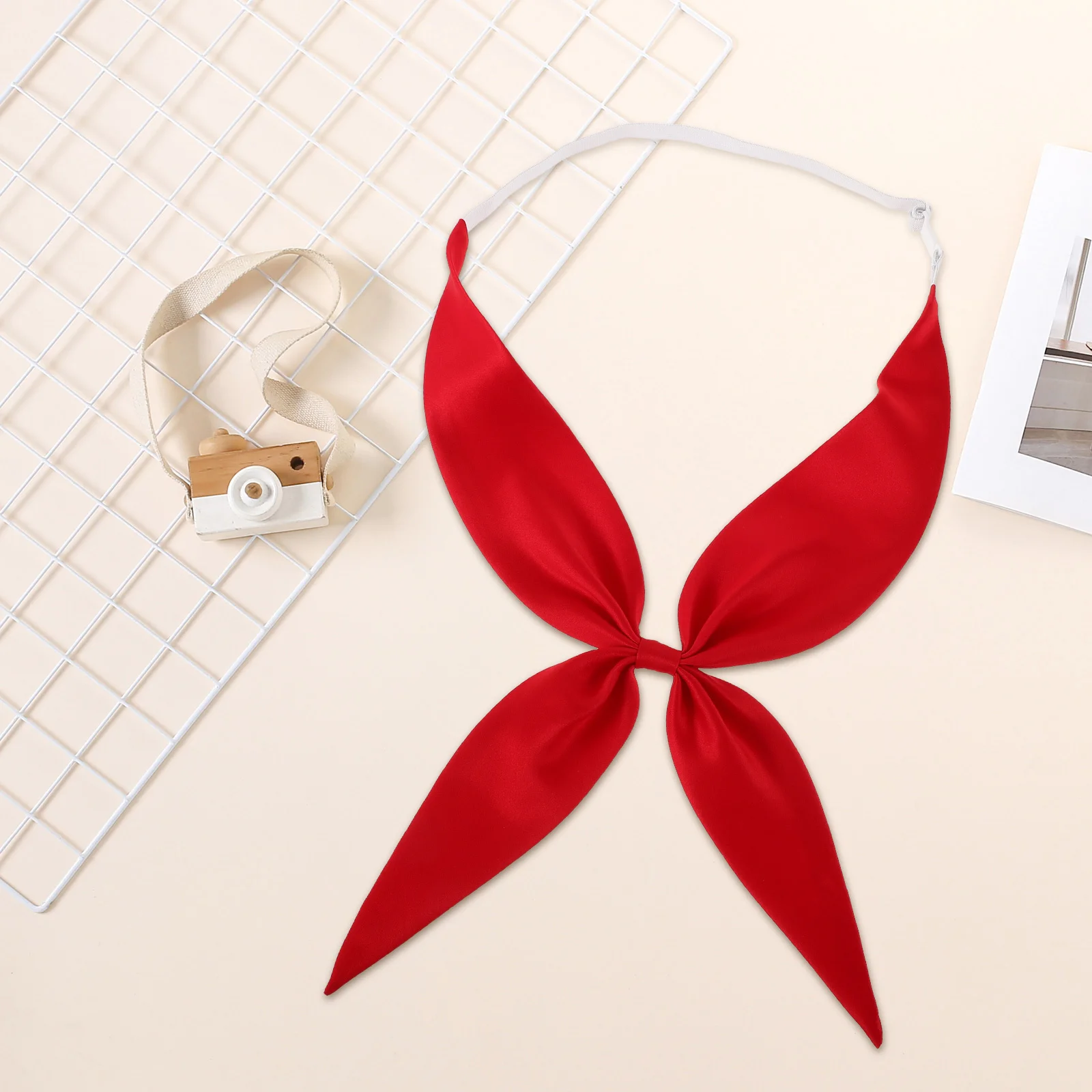 4 個の簡単に着用できる蝶ネクタイセーラースカーフセット通気性のある素材スタイリッシュな女子高生ネクタイハロウィンコスチュームアクセサリー