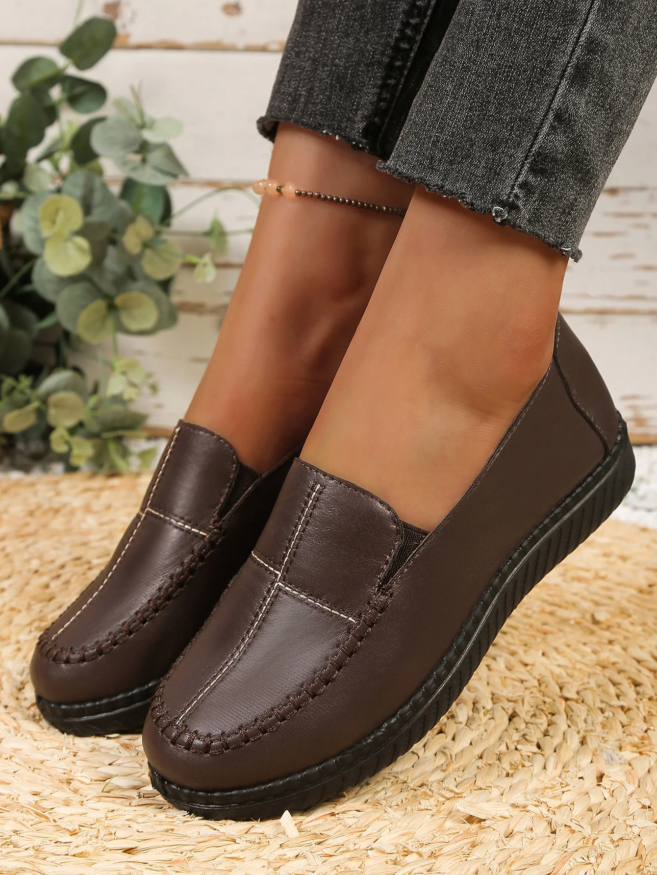 Damen-Loafer mit chinesischem Knoten, Slipper mit Blumenmuster, bequeme, rutschfeste PU-Sohle, lässige Alltagsschuhe für ältere Mütter – Detail 23