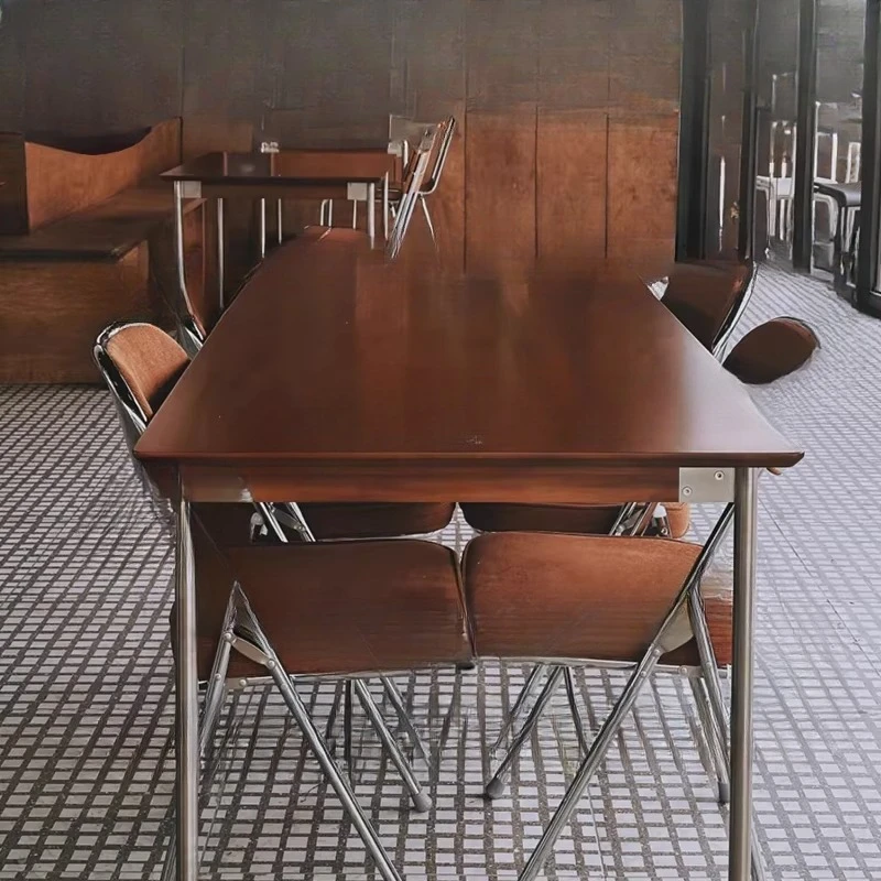 

American retro restaurant Dining table and chair combination Internet celebrity cafe