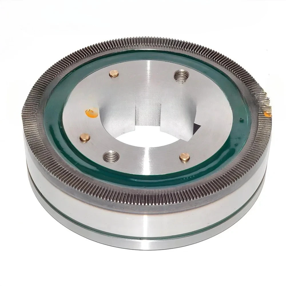 

Электромагнитная муфта серии DLY5 2A5A10A25A100 для тяжелых условий эксплуатации, большой крутящий момент, встроенный зуб, 24 В постоянного тока