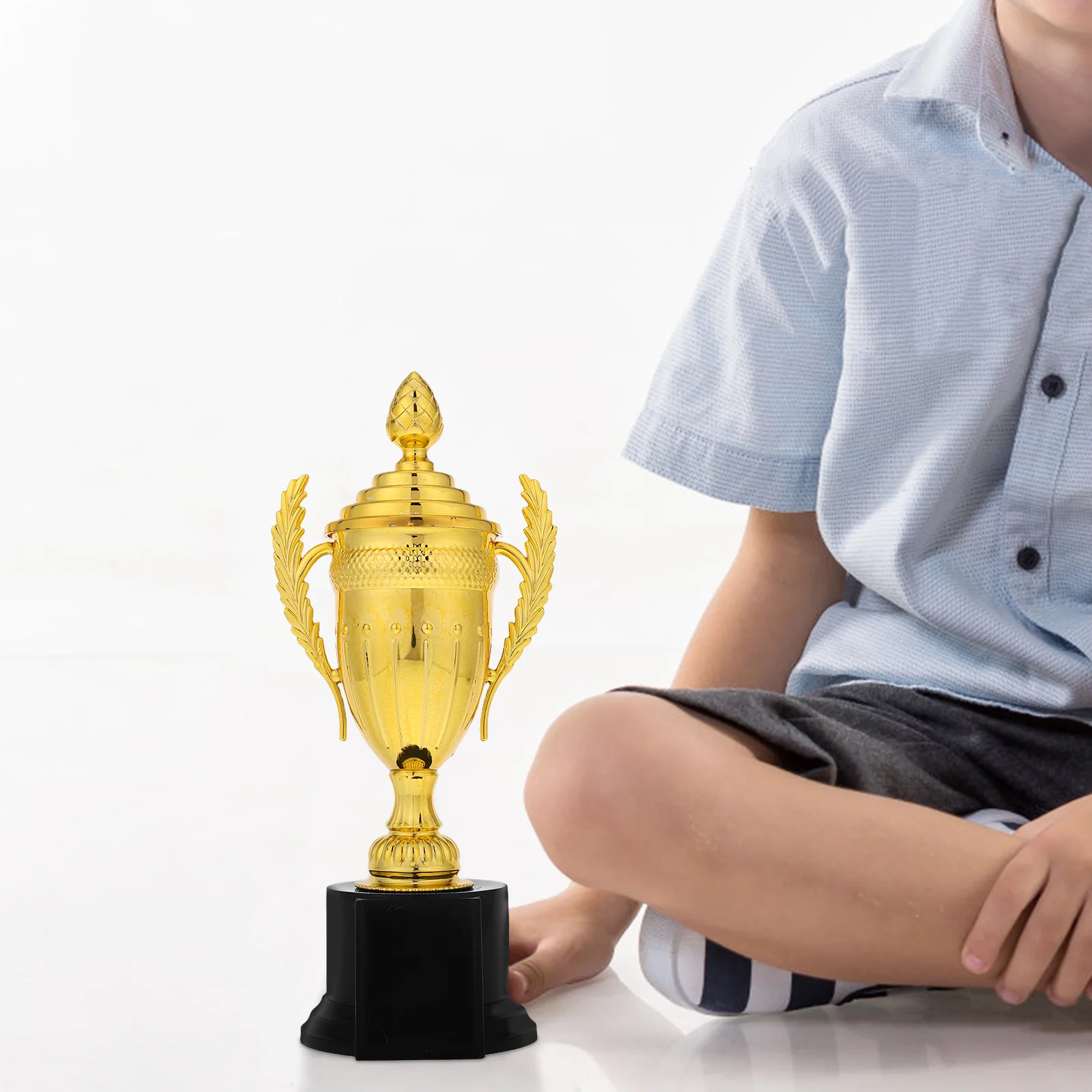 

Gold Kids Plastic Trophy Award Cup Lightweight Winner Reward for Sports Competitions Party Favors Small Trophy for Celebrations
