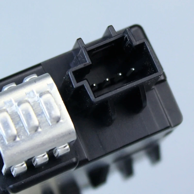 Untuk mercedes-benz W206 W223 USB Plug soket pengisi daya antarmuka Interface Connector USB konektor soket