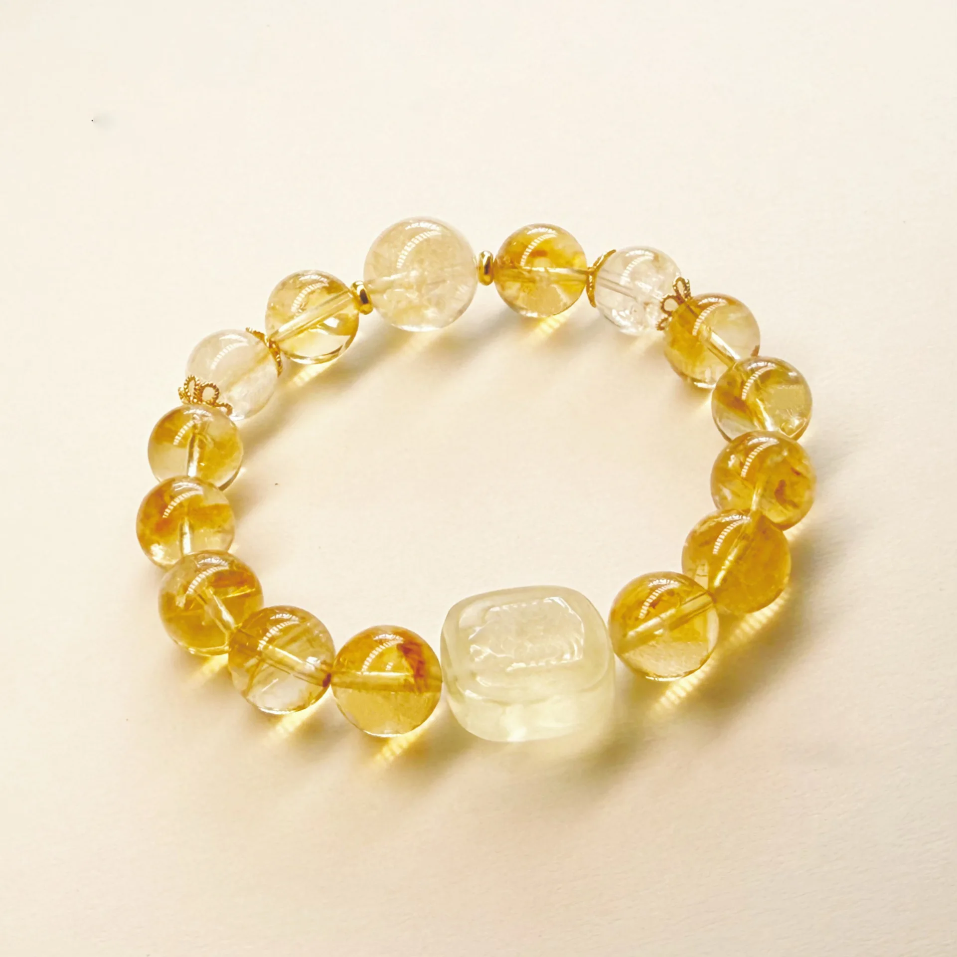Chinese New Style Natural 10mm Yellow Tower Crystal Handstring Bracelet For Women Lucky Wealth Blessing Auspicious Fortune Gift