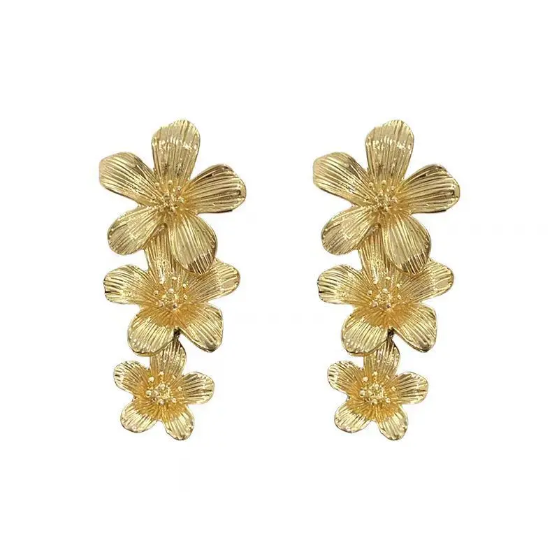 French Vintage Gold Color Tassel Flower Stud Earrings Fashion Alloy Earrings For Women Trendy Luxury Party Jewelry Gifts