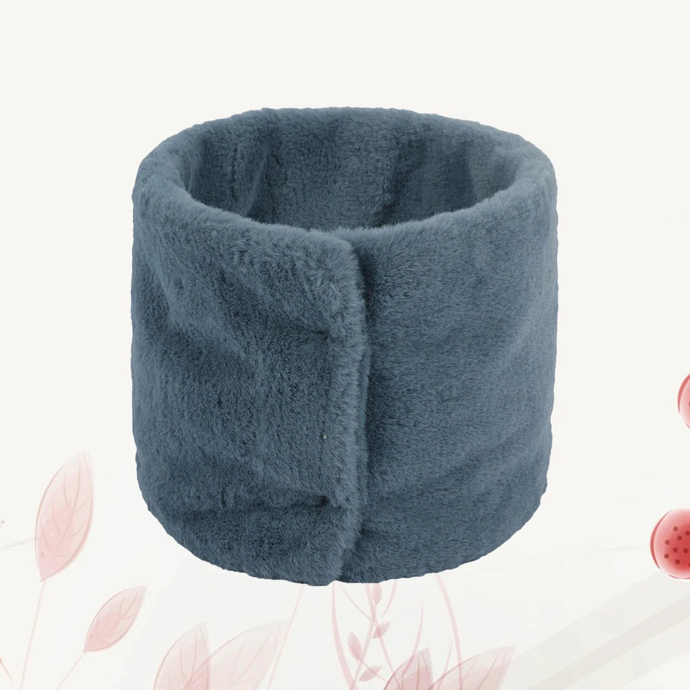 

Solid Color Scarf Collar Neck Warmer Fashionable Soft Comfortable Classic Colors Match Wardrobe Ideal Fall