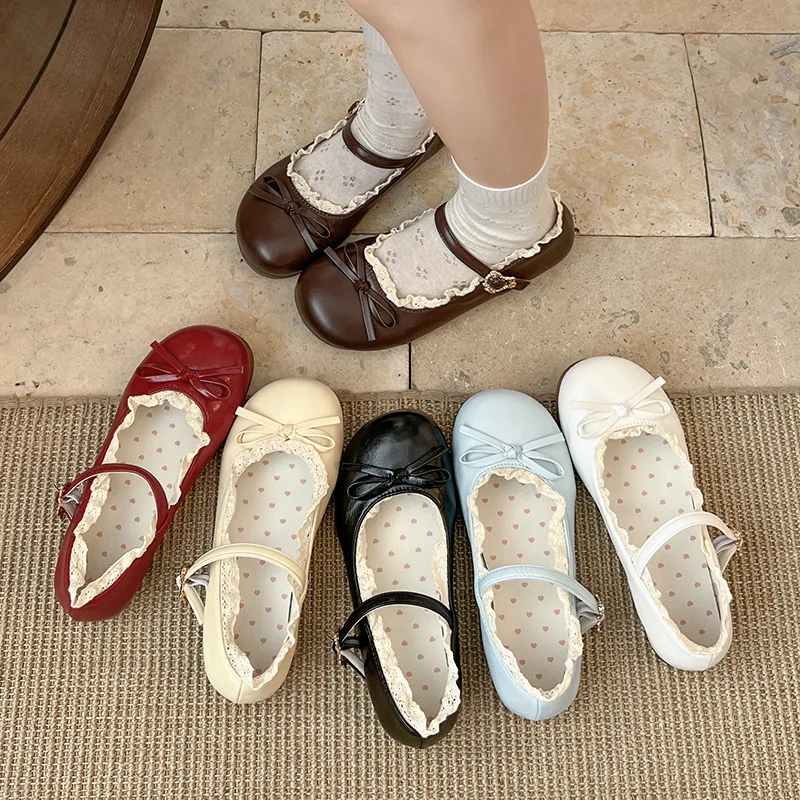 Retro lace bow flat-soled leather shoes women's 2025 new spring and autumn skirt French soft-soled Mary Jane shoes