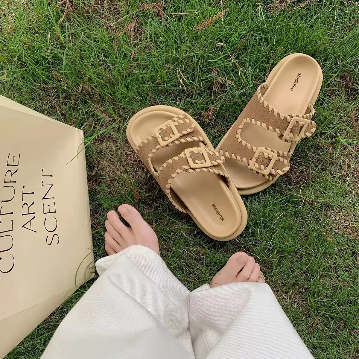 

2024 Summer Women's Two Buckle Cork Slippers Flats Sandals For Women Retro Garden Mule Clog Slides Sandal