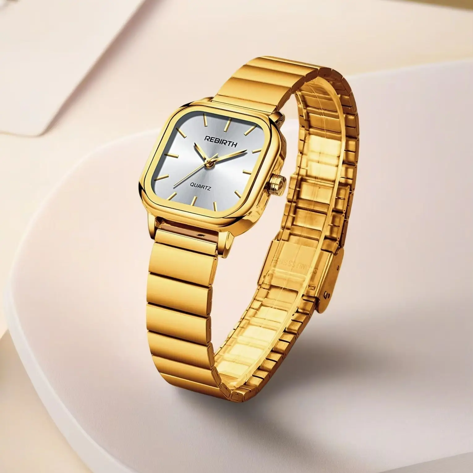 Business Casual Versatile Quartz Movement Watch with Roman Scale Display