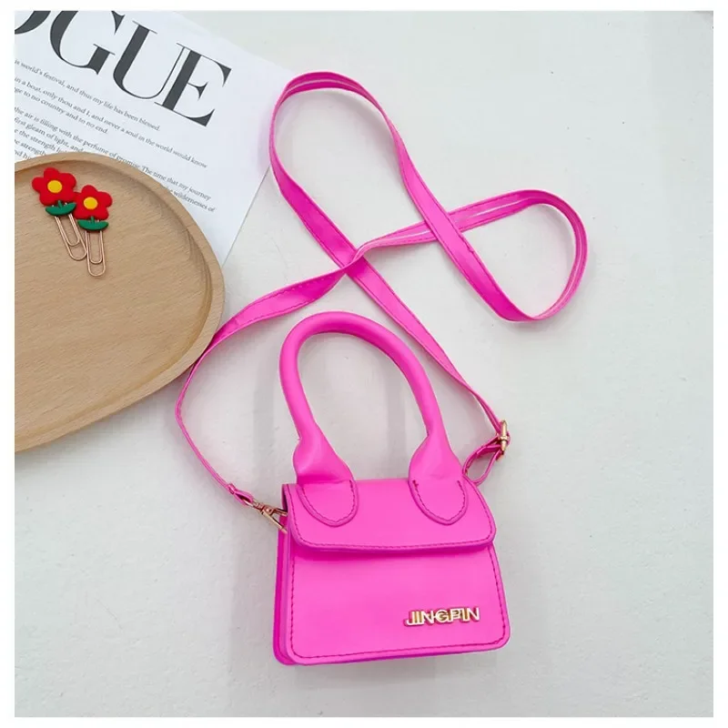 Mode Kids Tassen Nieuwste Mini Crossbody Tassen Schattige Leren Portemonnees Handtassen Voor Baby Kleine Munt Portemonnee Zakje Meisjes Tas Tas 2023