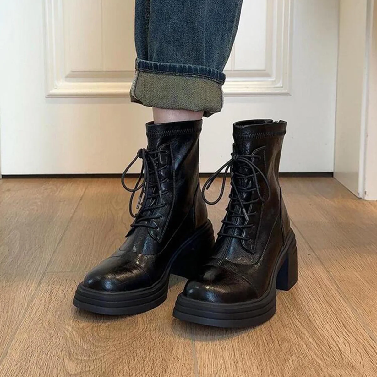 

2025 Autumn Women's PU Leather Ankle Boots High Heel Thick Platform Boots Versatile Waterproof Lace Up Side Zip Ankle Boots