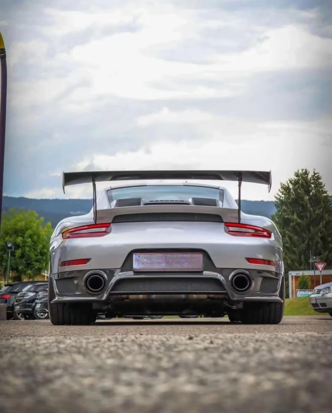 GT2 RS نمط ألياف الكربون طقم الجسم لبورشه 911 991.2 GT2RS مصدات السيارة المصد الأمامي المصد الخلفي الجانب تنورة المفسد