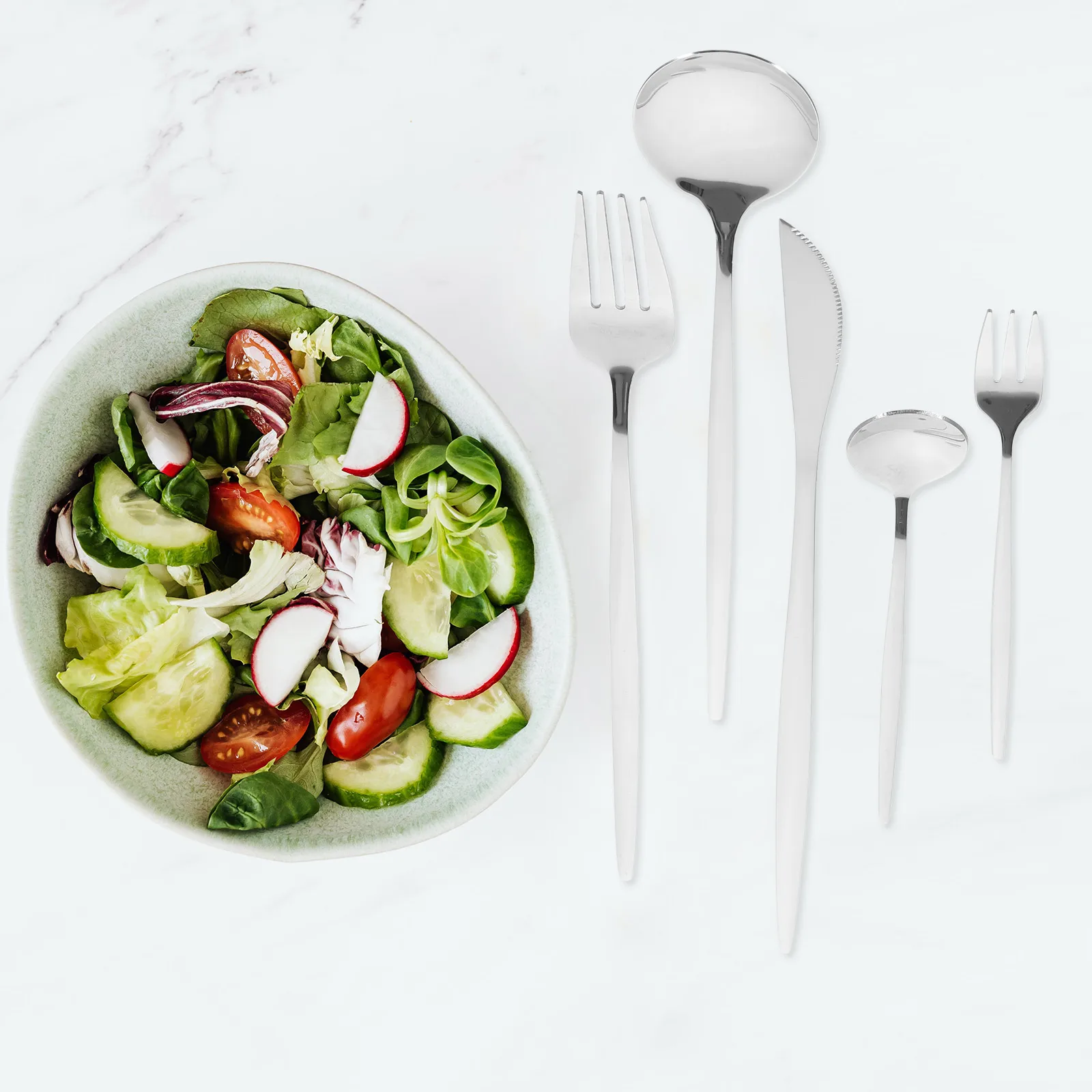 

30Pcs Stainless Steel Flatware Set Smooth Surface Comfortable Grip Suitable Daily Use Special Occasions Cutlery Dinner Set