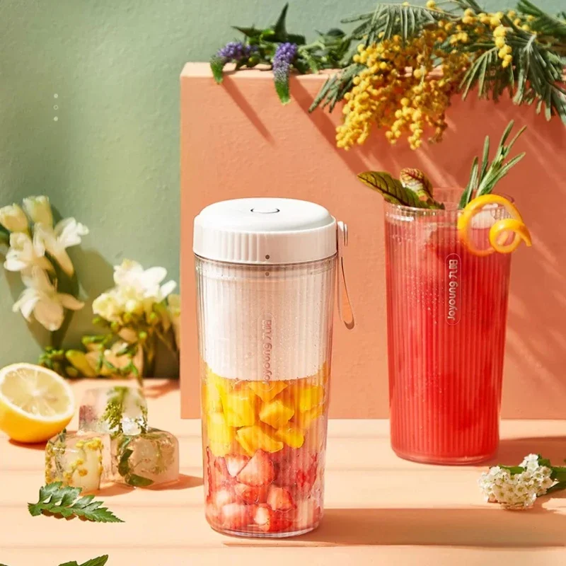 Juicer Household Multi-Functional Portable Electric Small Fruit Juicer Juicer Cup Portable Blender Smoothie Blender