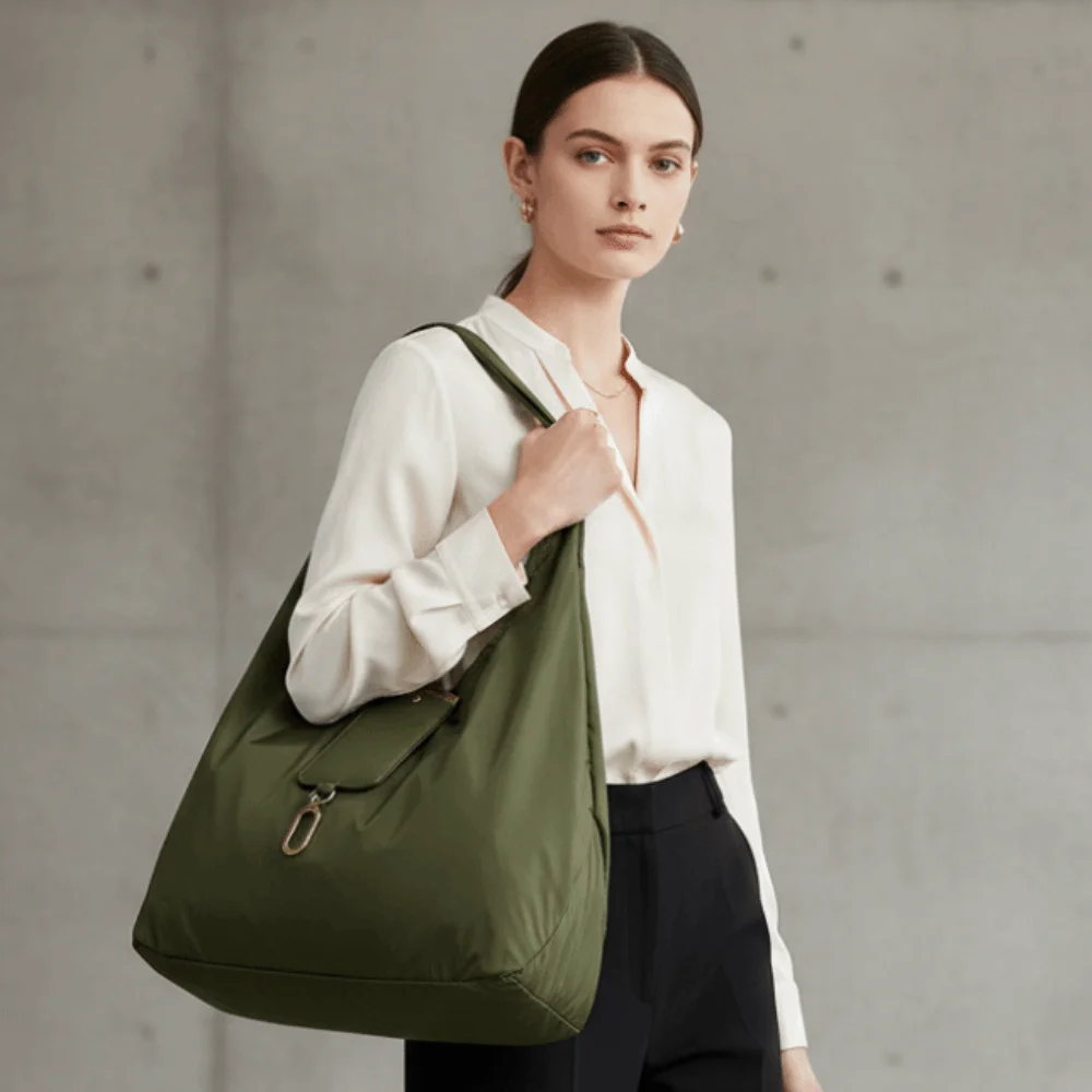 Solid Color Key Chain Tote Bag Mini Tear-Resistant Foldable Shopping Bag Ultra-Lightweight Faux-Leather Case
