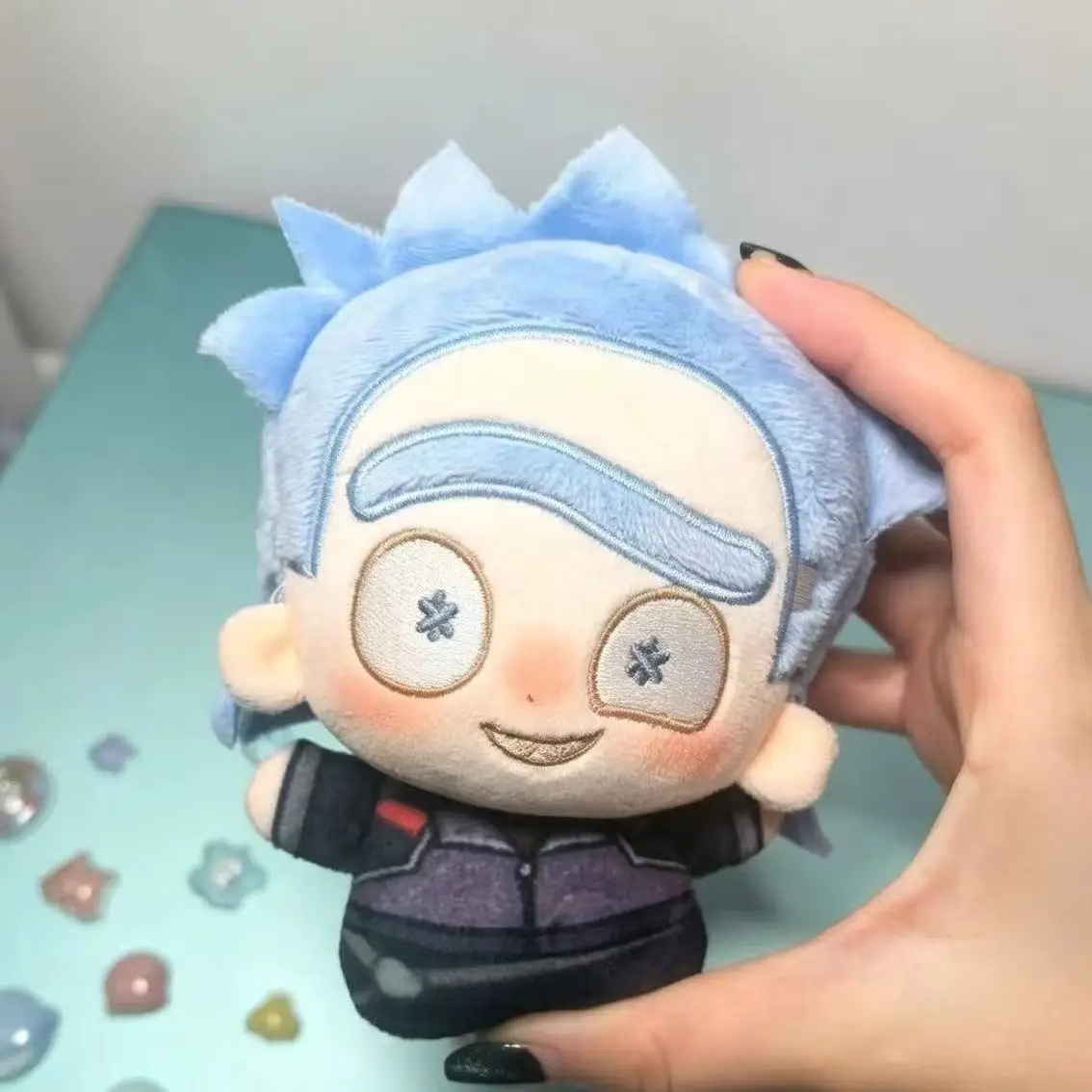 Neuer 10cm Rick und Morty Plüsch-Anhänger, süßer Mini-Cartoon-Stofftier-Schlüsselanhänger, Spiel-Peripherie-Geschenk
