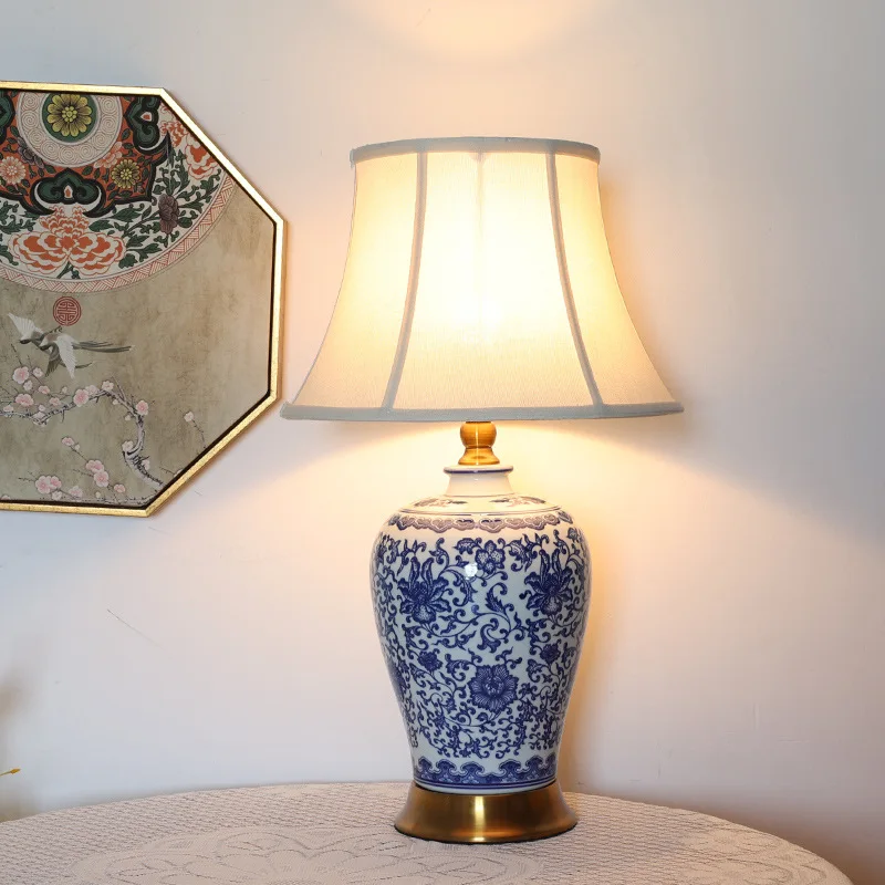 

New Chinese style blue and white porcelain desk lamp, villa hotel study, bedroom decoration, headlights, retro light source