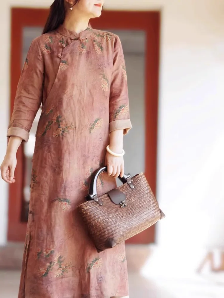 

Retro Long with Nine Sves Women's Clothing in Warm Pink with Classical Flower Branch Design Linen Material