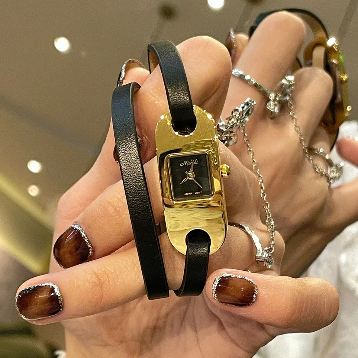 New 2026 Simple Quartz Watch With Leather Strap, Casual Watch For Women, Creative Gift For Women, Women'S Wristwatch